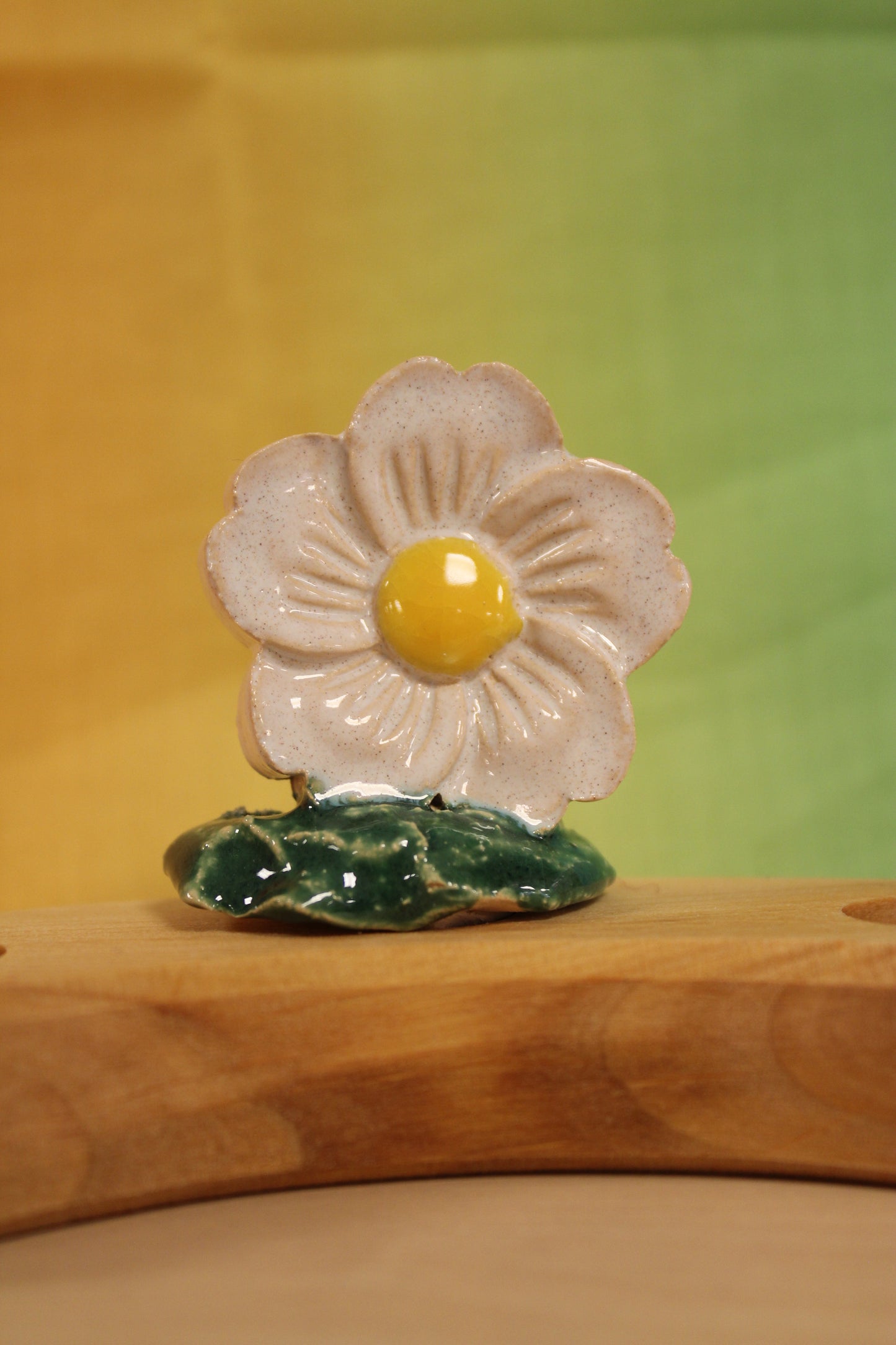 Keramiek steker witte bloem