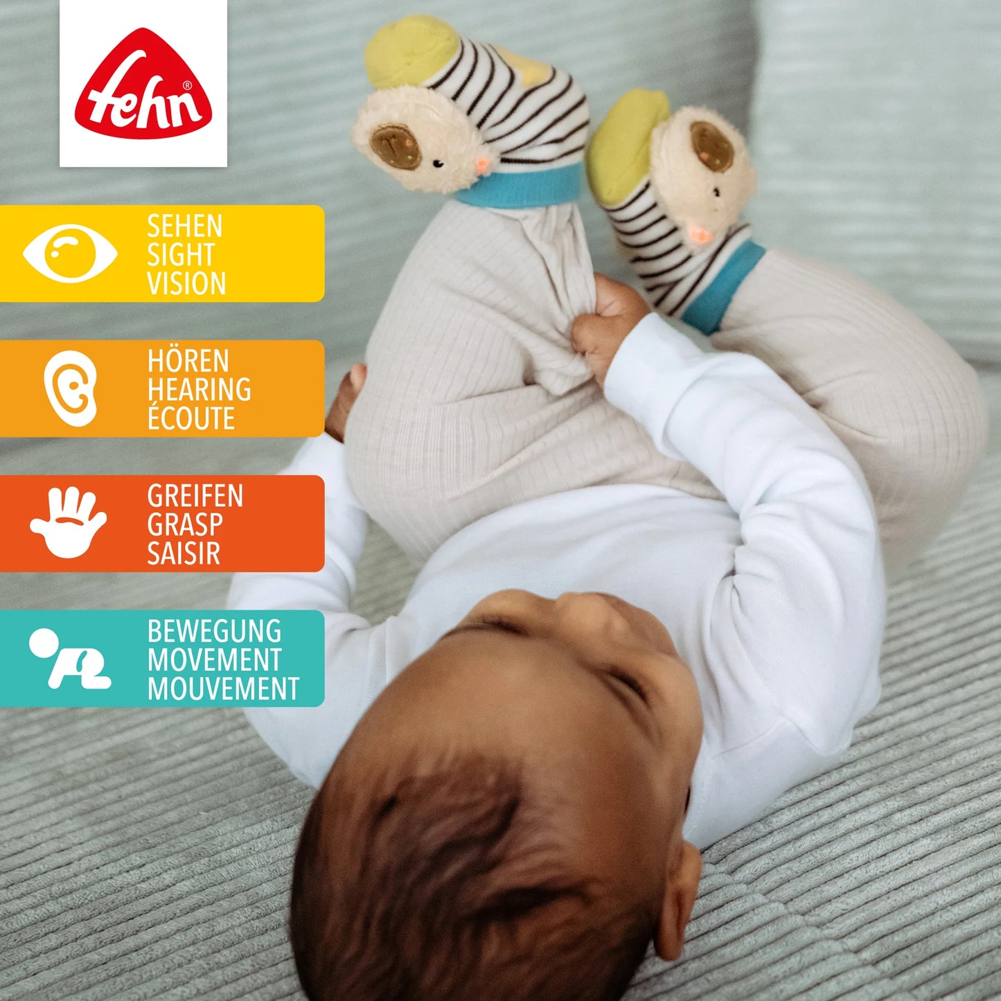 Fehn rattle socks capybara