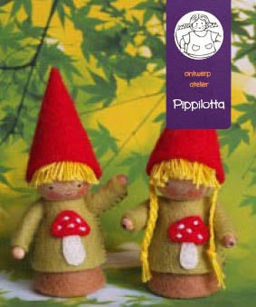 Twee kleine kaboutertjes in de herfst