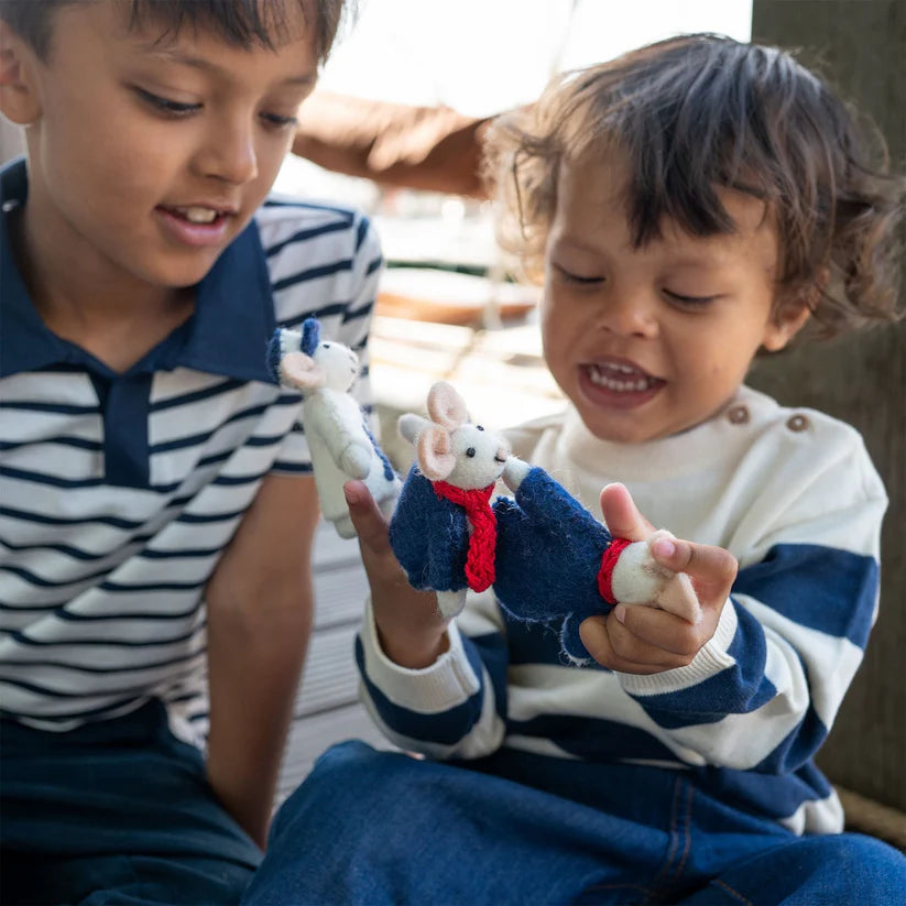 Vingerpopje muis nautisch matroos