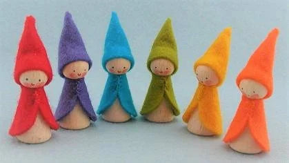 Zes regenboogkabouters