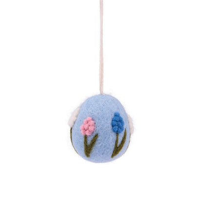 Hanger ei lichtblauw met bloemetjes