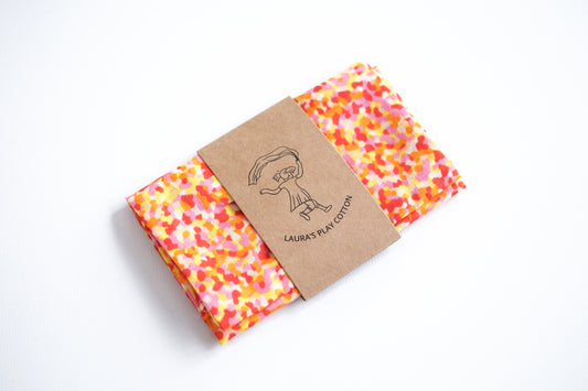Laura's play cotton confetti warm 50 x 50 cm