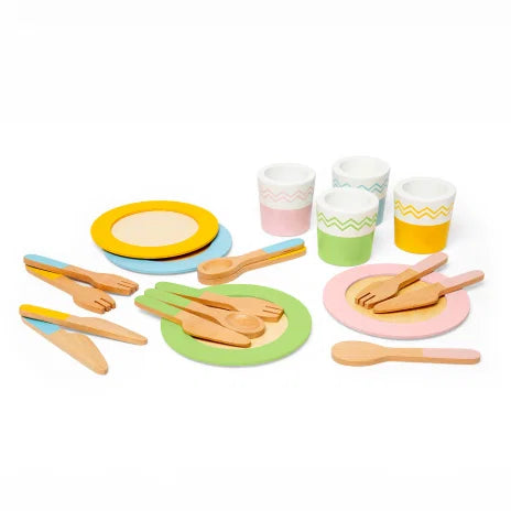 Bigjigs dinner service set