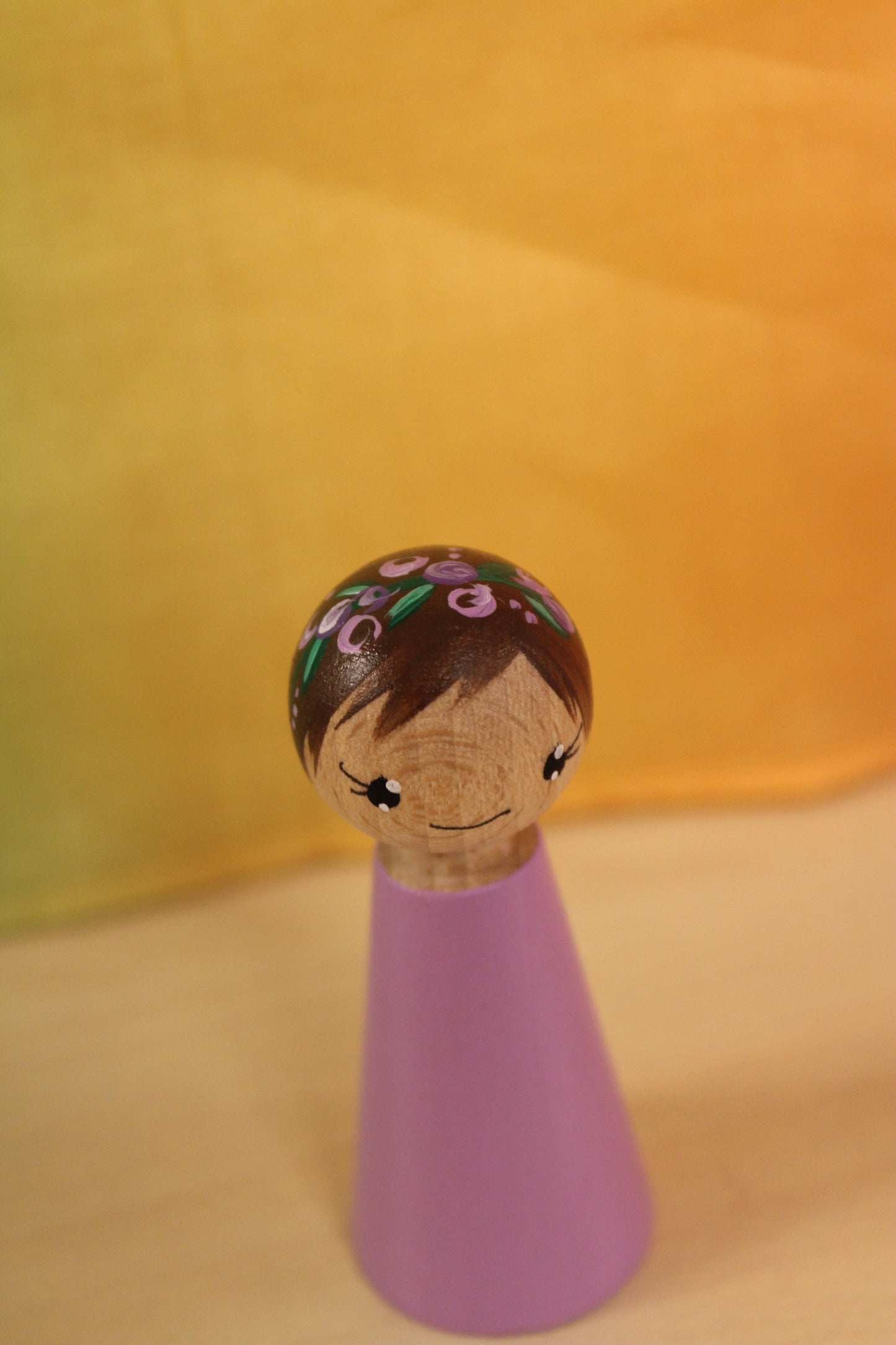 Pegdoll bloemenkindje lila met bruine haren