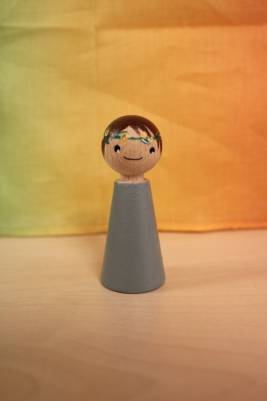 Pegdoll bloemenkindje groen met bruine haren