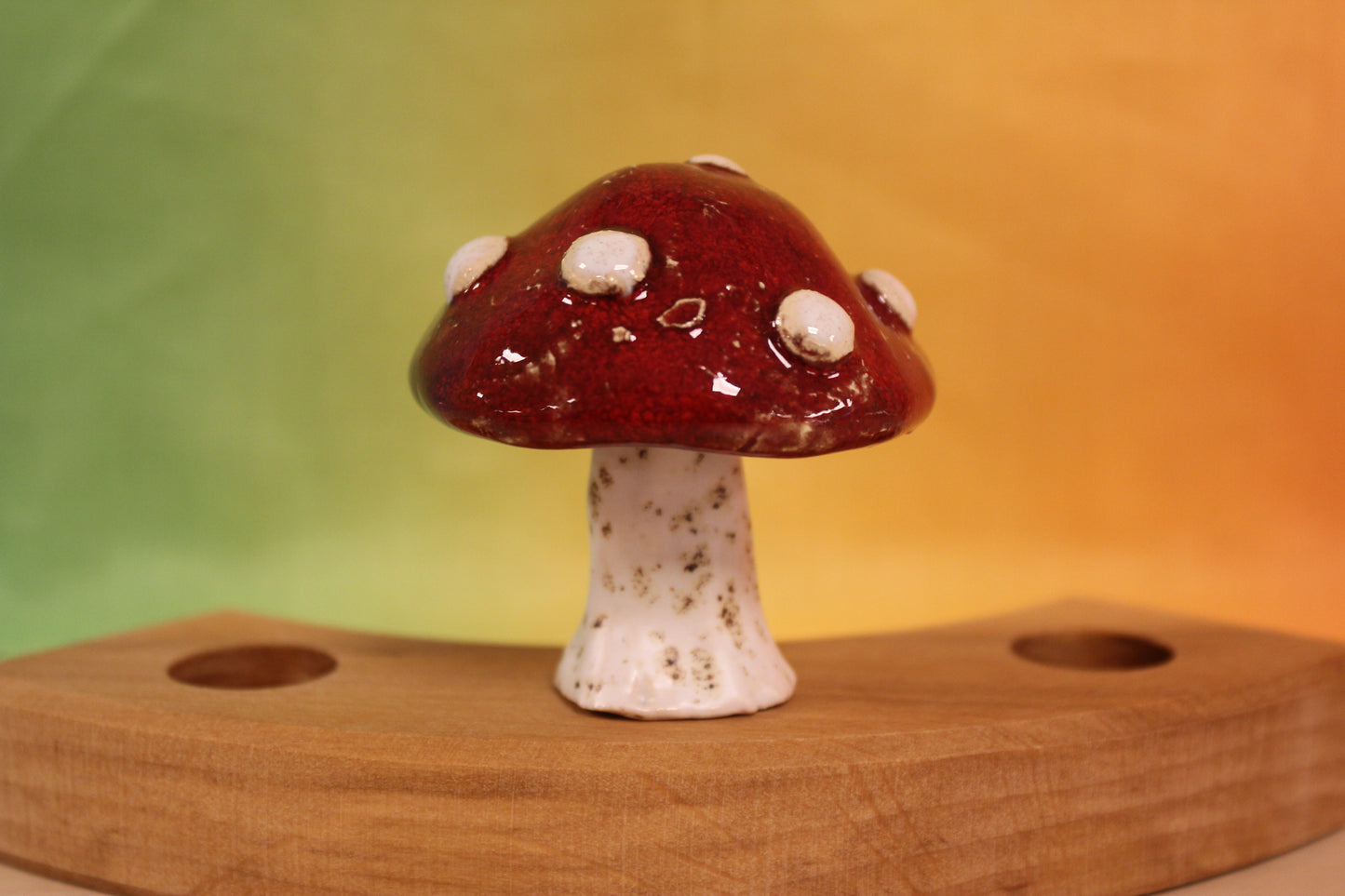 Keramiek steker paddenstoel met witte stippen