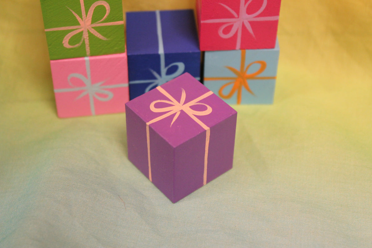 Houten cadeautje paars