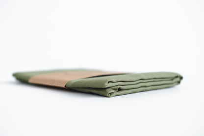 Laura's play cotton olive green 50 x 50 cm