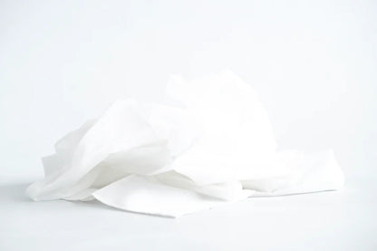 Laura´s play cotton white 50 x 50 cm