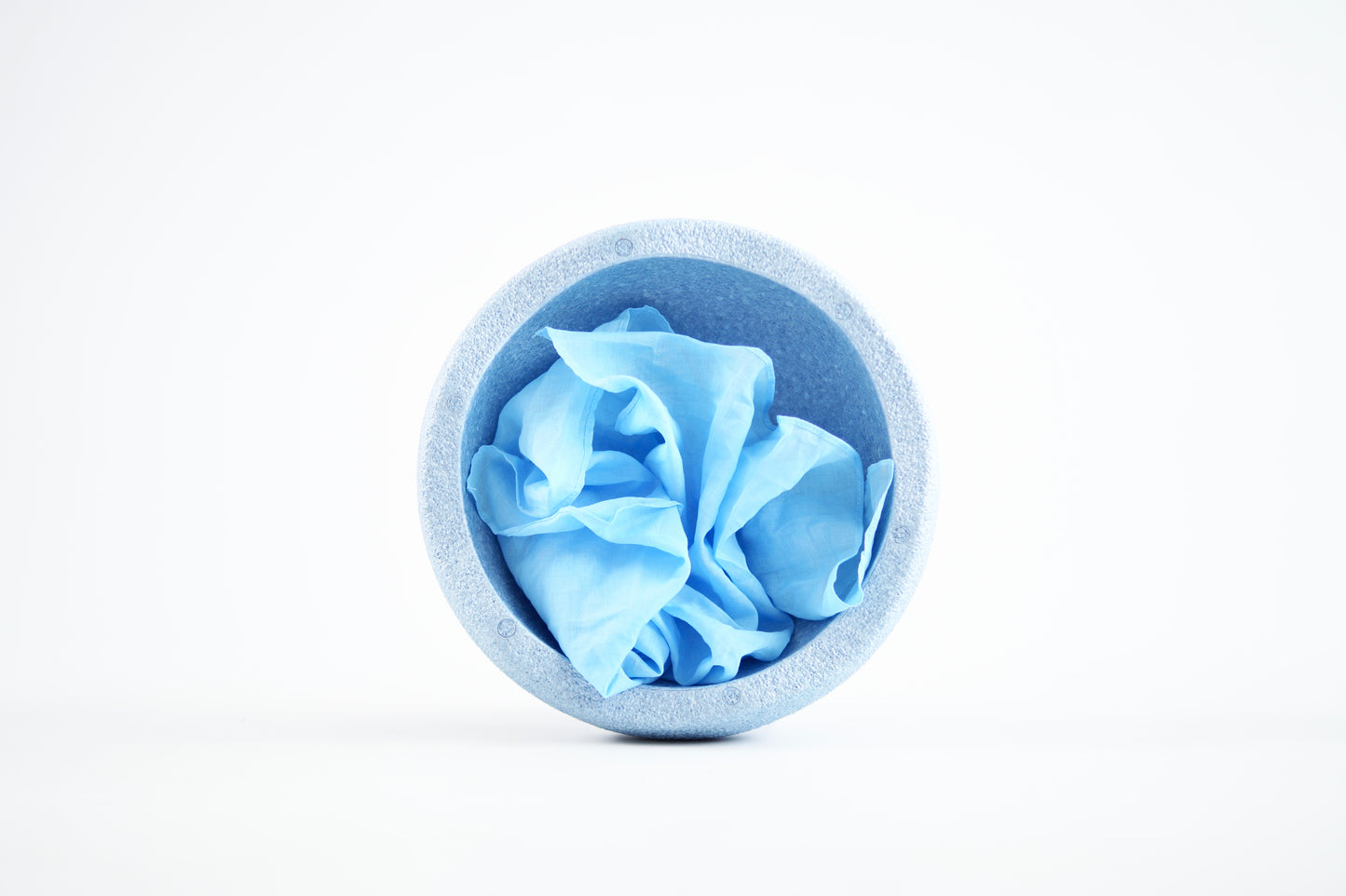Laura's play cotton alaskan blue 90 x 90 cm