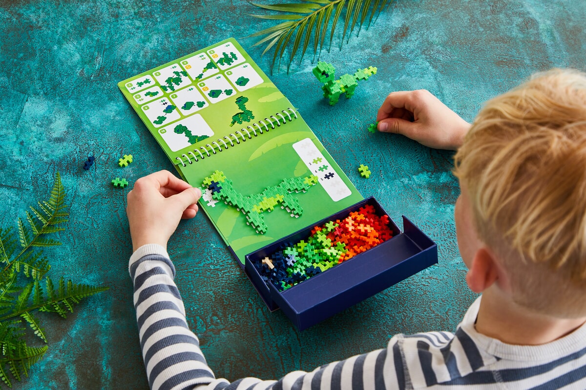 Plusplus activity pad dinosaurussen