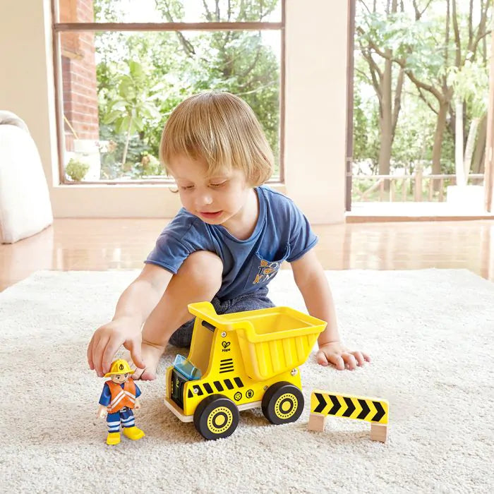 Hauler dump truck