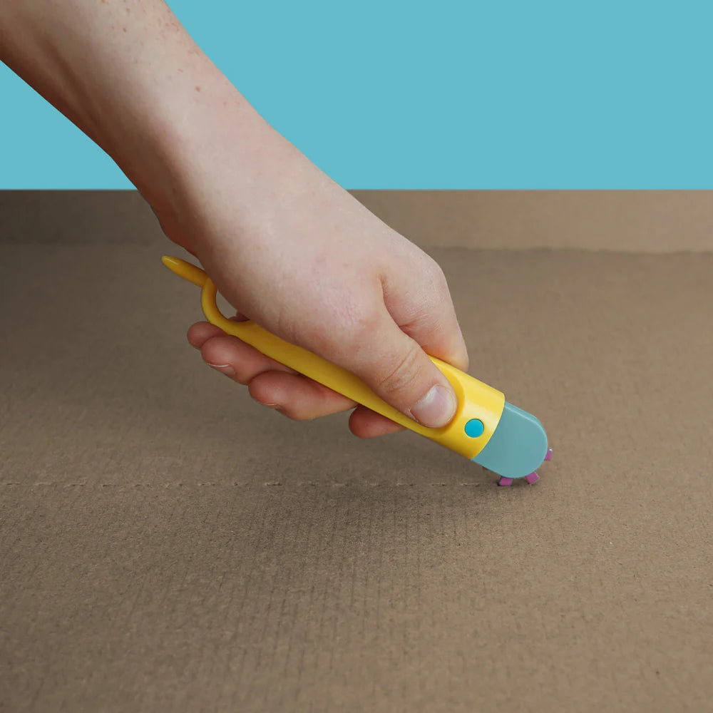 Makedo fold-roller