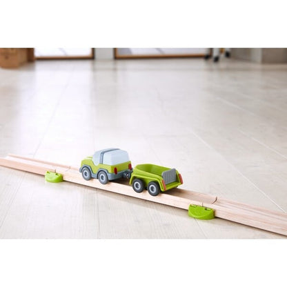 Haba terreinwagen met aanhanger